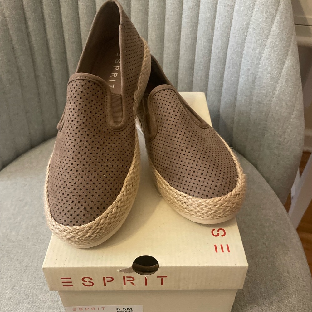 Women’s Shoes